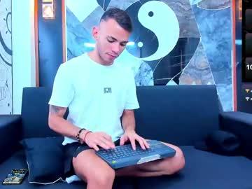 Edward_24_ - Chaturbate model