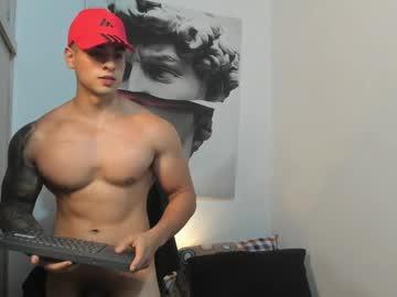 Andresmuscle_ - Chaturbate model