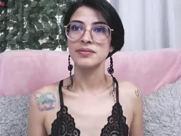 April_freckles - Chaturbate model